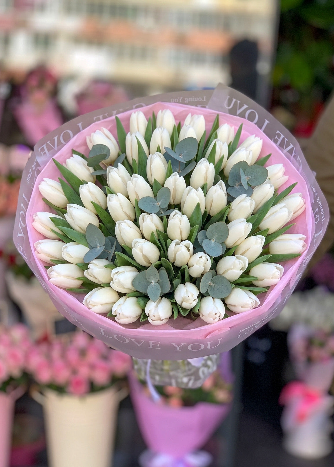 Buchet 51 Lalele Albe – Livrare Flori București & Ilfov