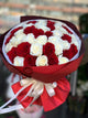 Bouquet di rose rosse e bianche