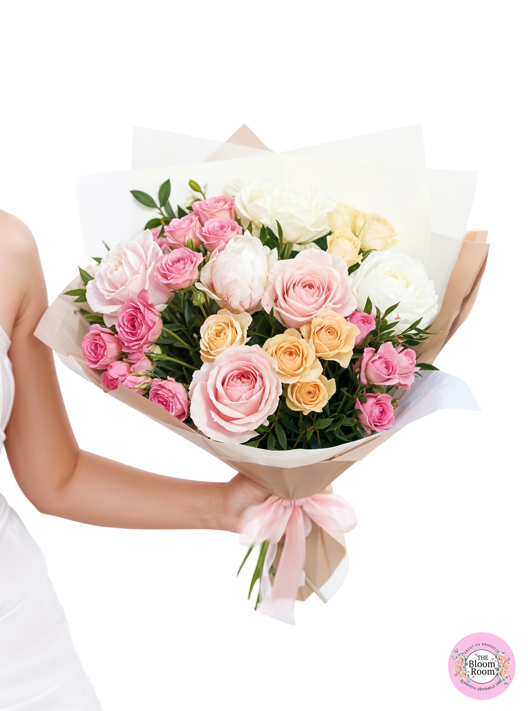 Buchet cu Bujori albi si Trandafiri roz si piersici Bucuresti 220 lei 