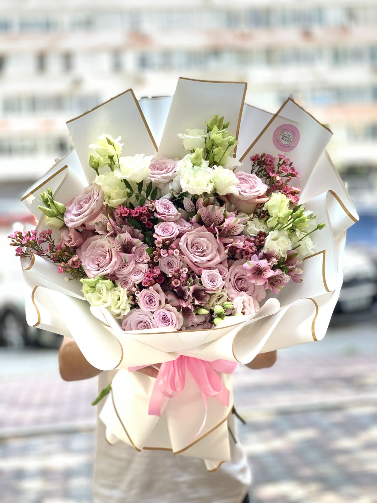 Buchet de Lux Mix Mov cu Trandafiri și Lisianthus Bucuresti si Ilfov Livrare