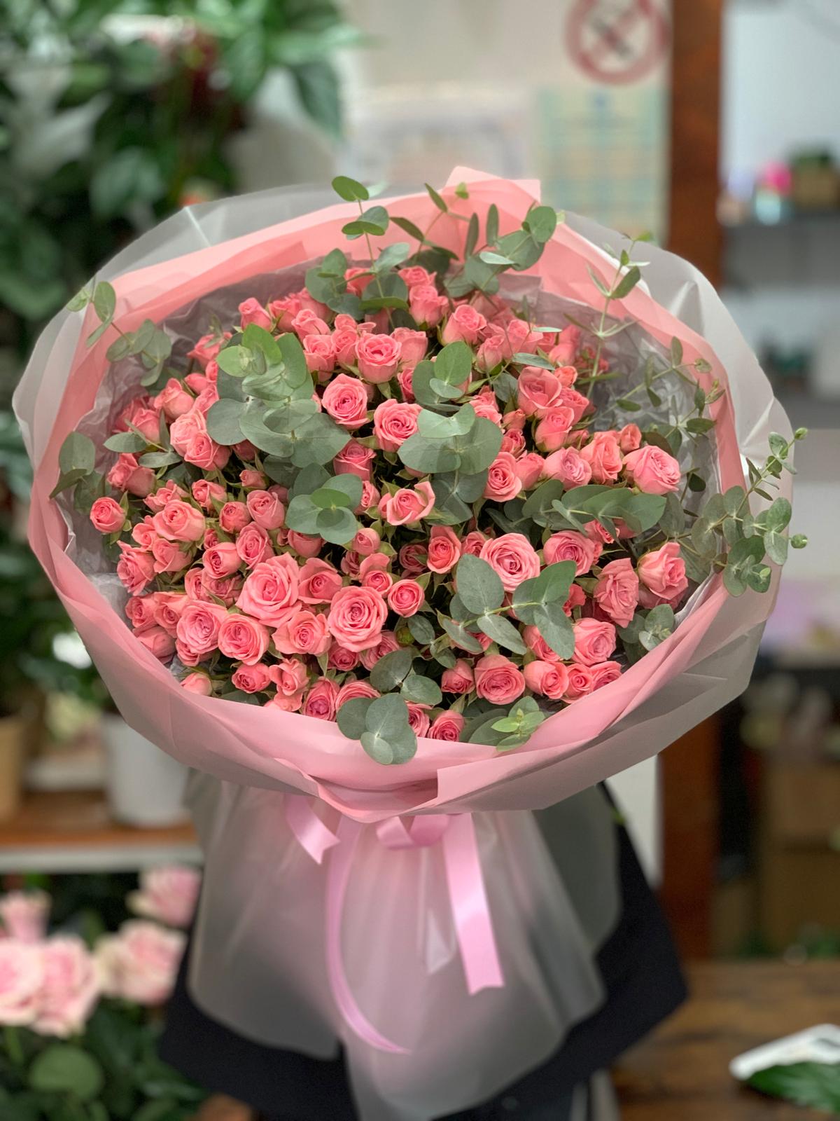 Buchet mare Premium Trandafiri Tros