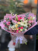 Buchet Mix Trandafiri Spray, Matiolă, Eustomă și Wax Flower – București
