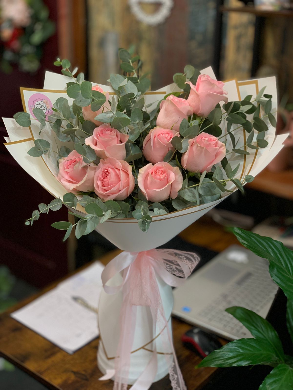 Bouquet di 9 rose rosa premium n. 2