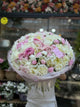 Bouquet premium di 101 peonie rosa e bianche