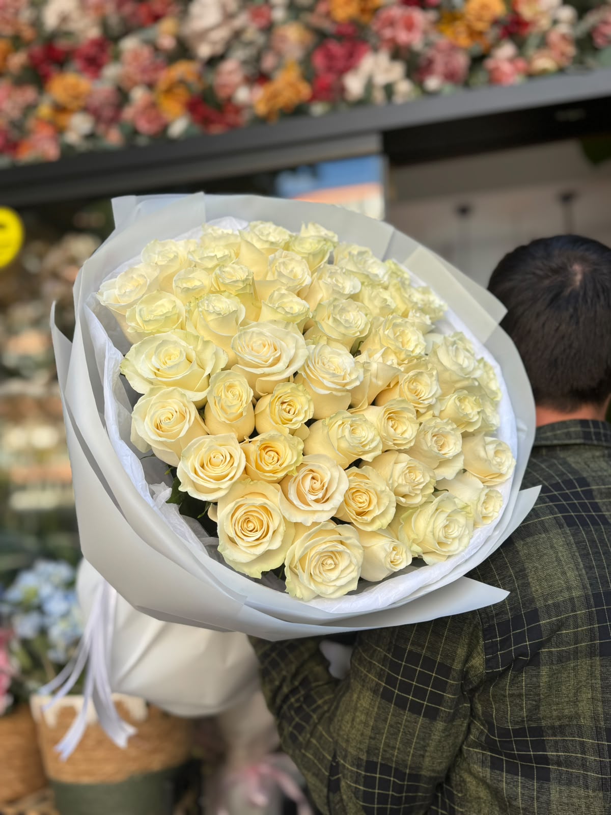 Buchet de 51 trandafiri crem