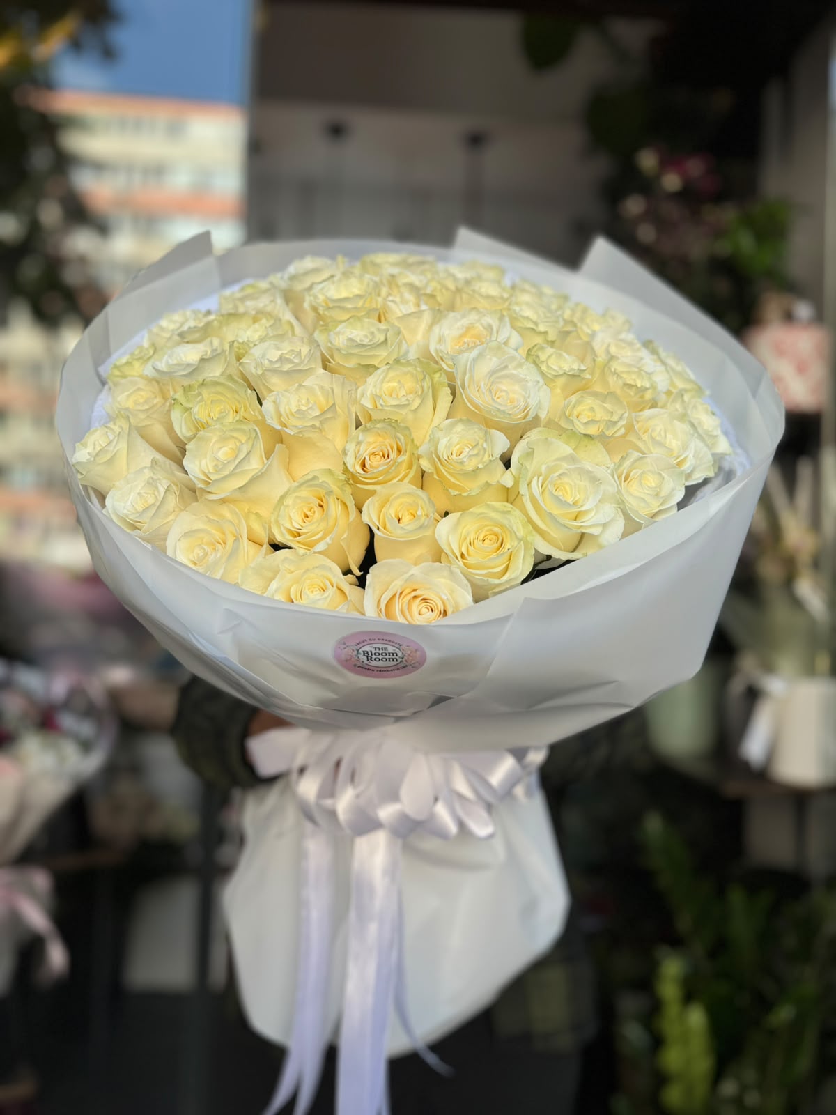 Buchet de 51 trandafiri crem